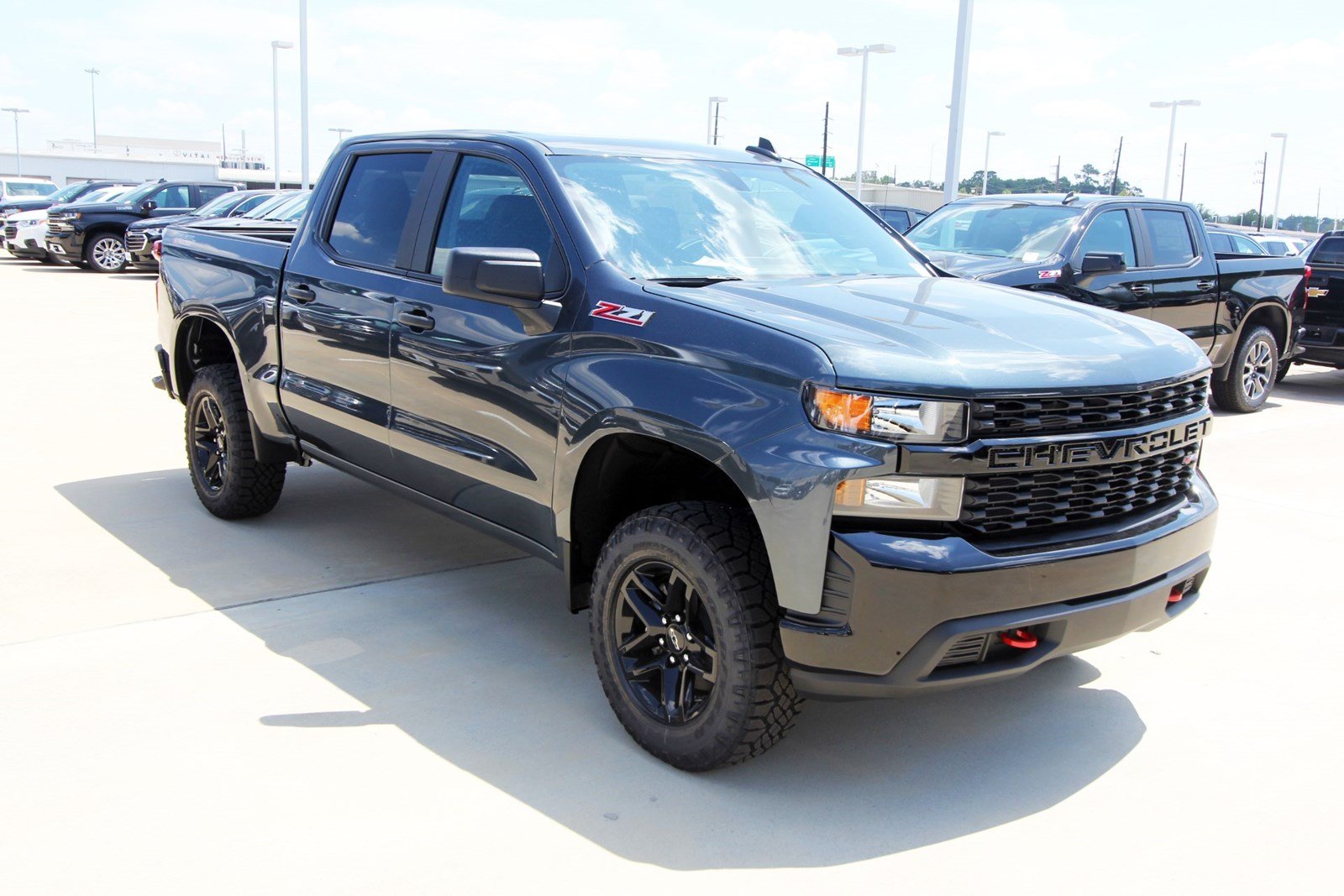 New 2020 Chevrolet Silverado 1500 Custom Trail Boss Crew Cab Pickup in ...